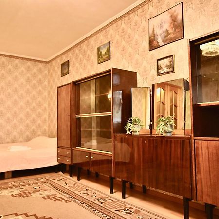 סומי Недорога Квартира На Харківській, 32 מראה חיצוני תמונה